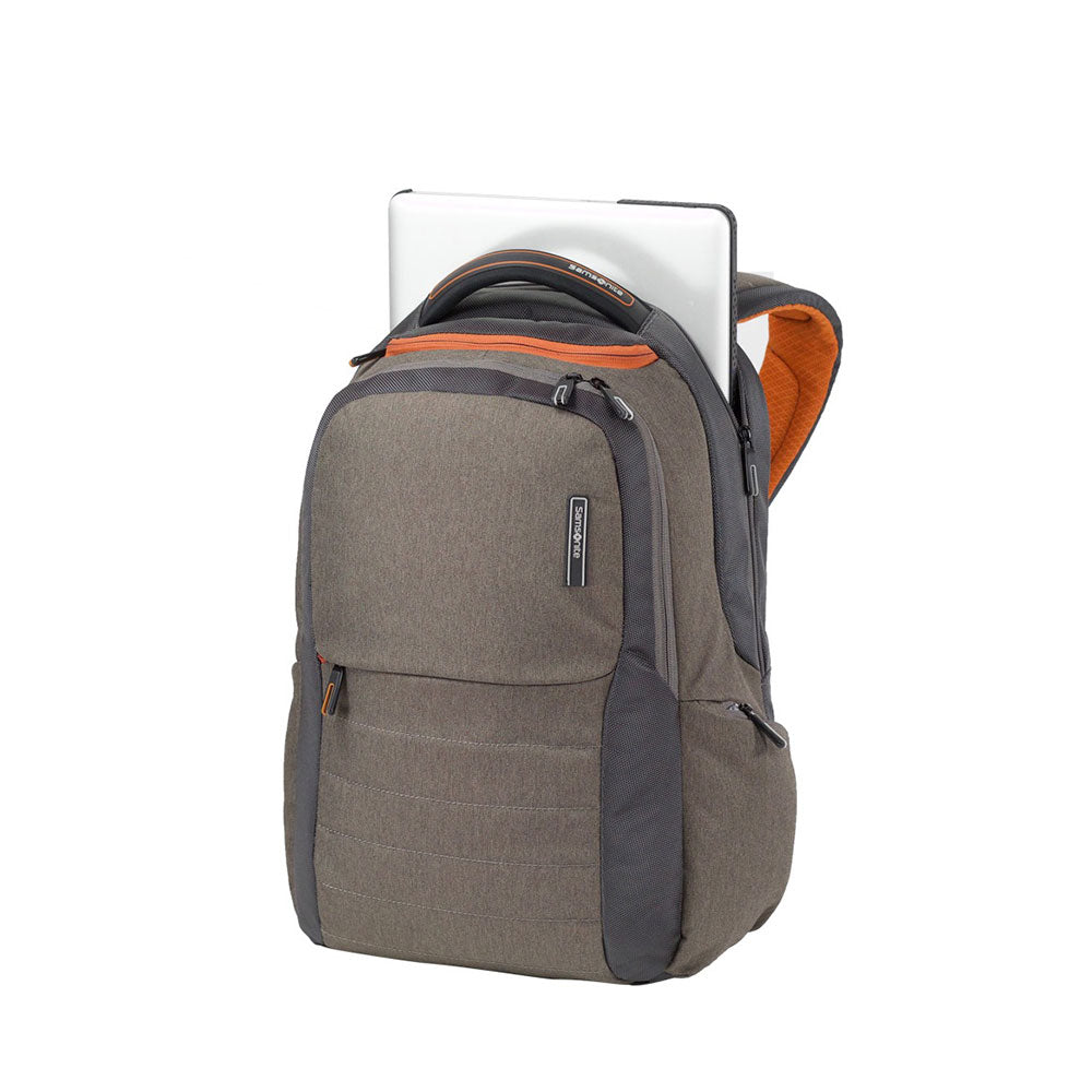 Mochila Escape Warm Grey 24 Lts